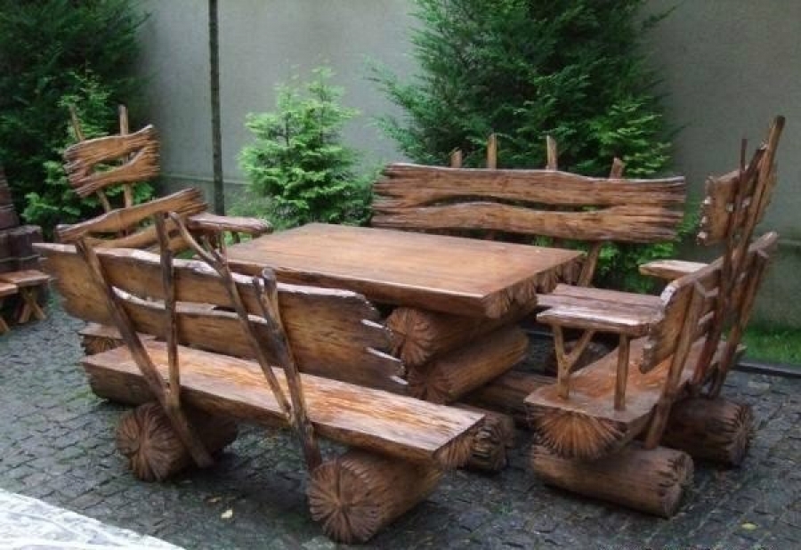 Комплекты деревянной садовой мебели